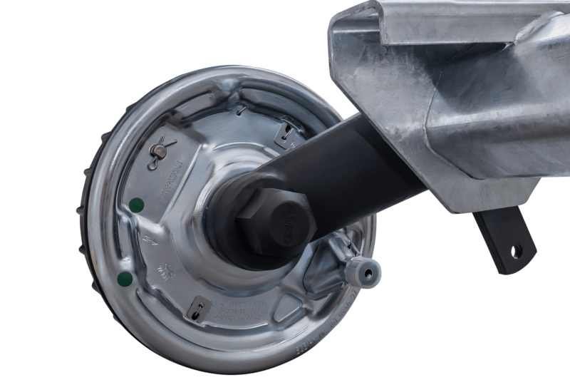 Essieu-freine-AL-KO-EURO-pour-remorque-1800kg-1350mm-4-compressed.jpg